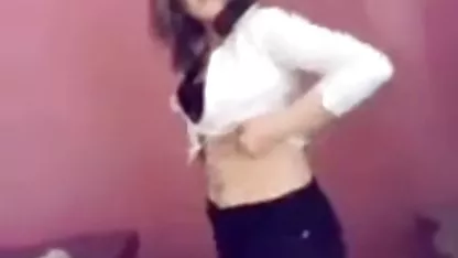 Slutty Chloe Morgan sedujo a su amiga culonas y tetonas videos