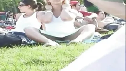 Lucy videos de tetas bonitas Taylor con culo redondo es follada por chico caliente