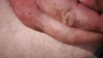 Una tía vídeos xxx tetonas madura y depravada consuela a su vecina, una estudiante que reprobó los exámenes, excelente sexo. La perra se cogió tanto a este joven que se olvidó de todo.