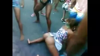 Esposa follada duro en el culo y el tetas naturales videos gratis coño.