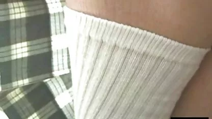 La morena caliente de Texas no solo tiene tetas enormes, sino también una boca profunda que videos de tetonas masturbandose se traga a un monstruo que se ha elevado casi hasta las bolas.
