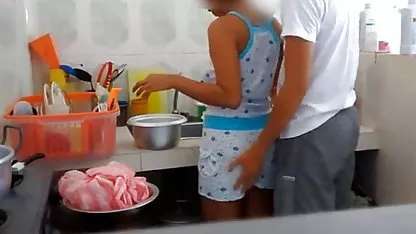 Tío lujurioso y porni tetonas maduro se folla a su tribu no nativa y tetona Nathaly Cherie