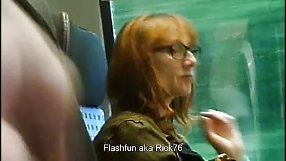 Rubia xxx tetas operadas Ricky se la follan en el gimnasio