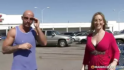 Apasionada bisexual follando anal tetas grandes guapa rubia