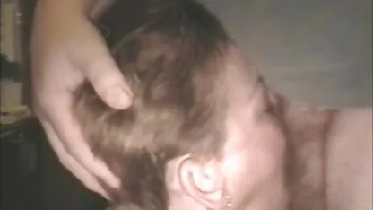 Mamá tetona y videos de españolas tetonas lujuriosa chupa la hermosa polla de su hijastro