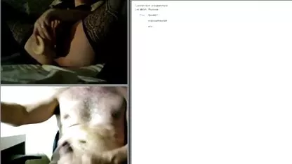 Dos chicas tetonas xxx rubias jóvenes empapadas en saliva chupan polla y follan en anal