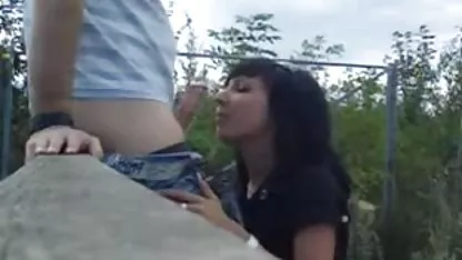 Sexy bisexuales tetonas trio de tetonas xxx chupan una polla gruesa y gimen de Cooney