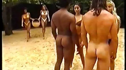 Chico milf tetona xxx guapo lame el anal de una joven morena y la folla con su polla gruesa