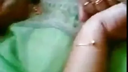 Níger encontró a su viejas maduras tetonas amada, mientras follaba con leche de un miembro.