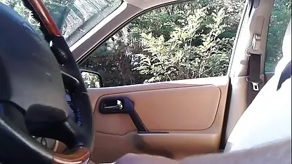 Dos jóvenes gentiles gay follan chicas culonas y tetonas en analchiki y besan apasionadamente