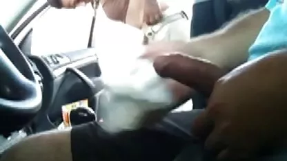 La rubia Madelyn Monroe es hentai con tetonas follada en la oficina con un jefe gordo